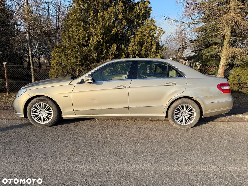 Mercedes-Benz Klasa E 200 BlueTEC 7G-TRONIC Avantgarde - 3