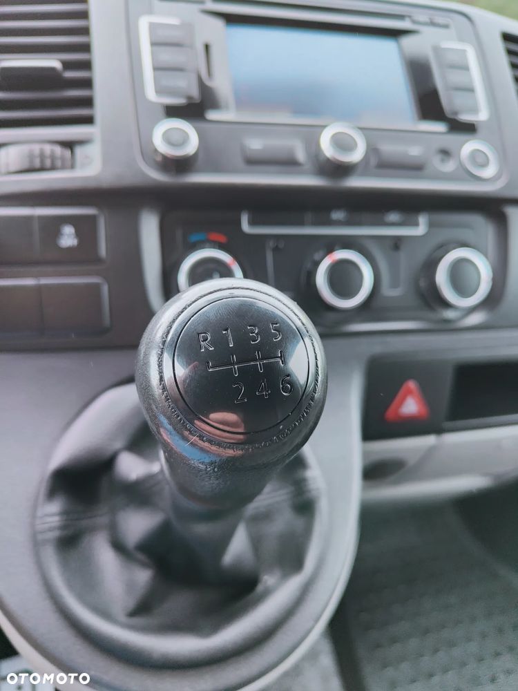Volkswagen Transporter - 32