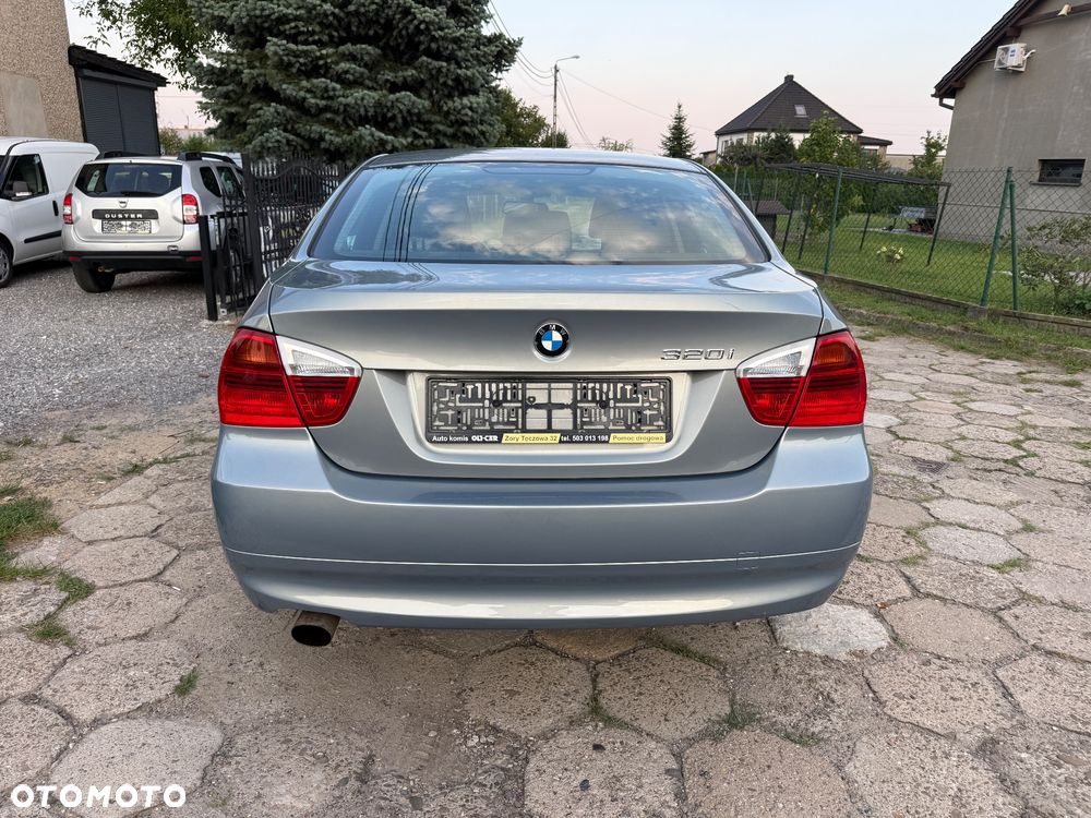 BMW Seria 3 - 10