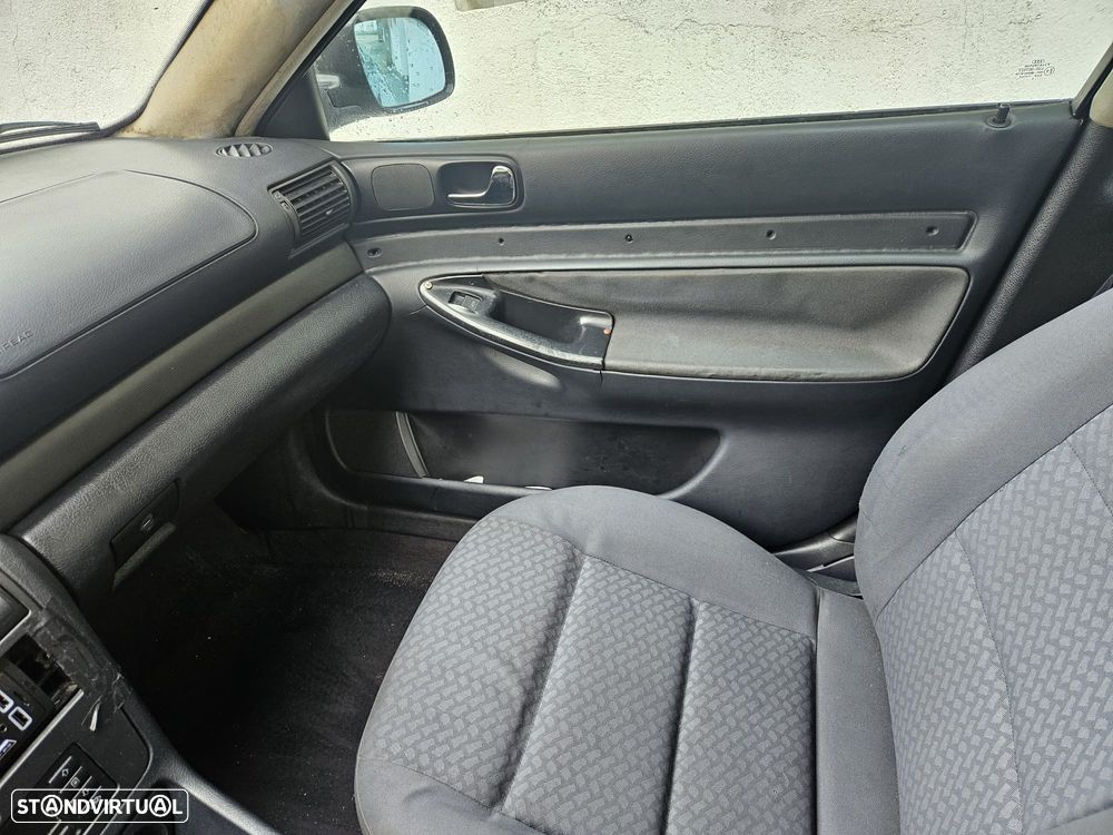 Audi A4 1.9 TDI Sport - 2