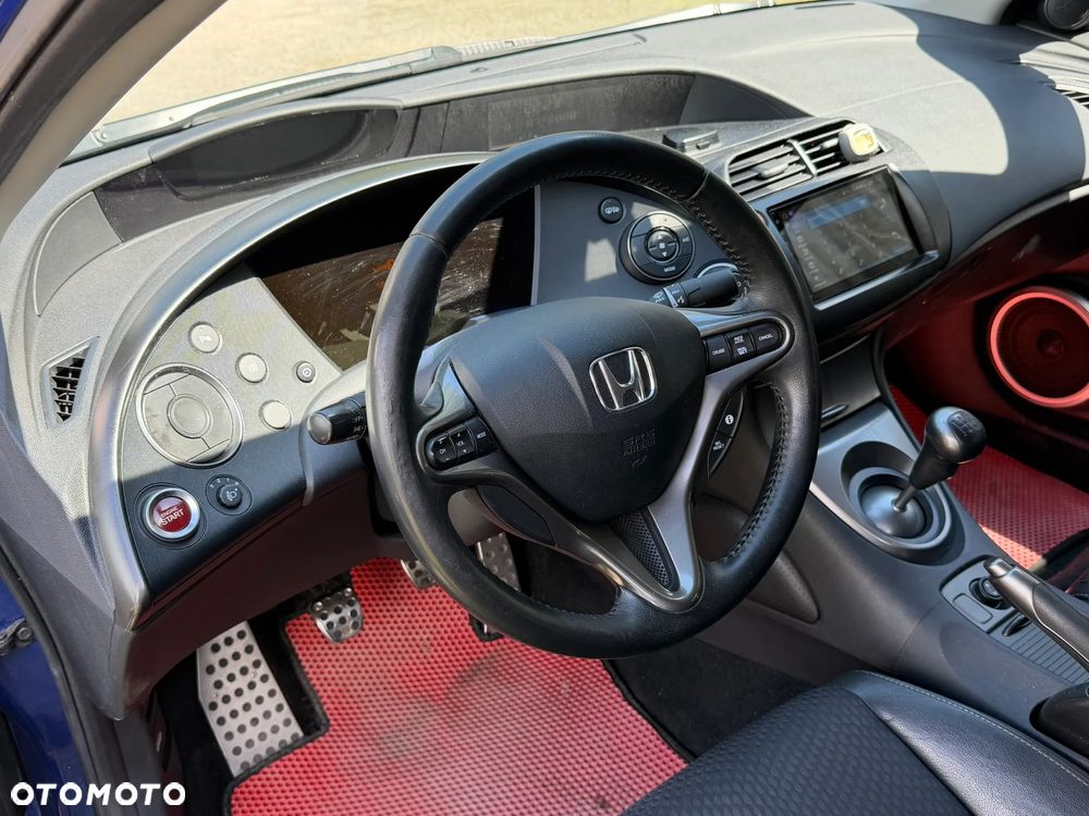 Honda Civic 1.8 Sport - 12