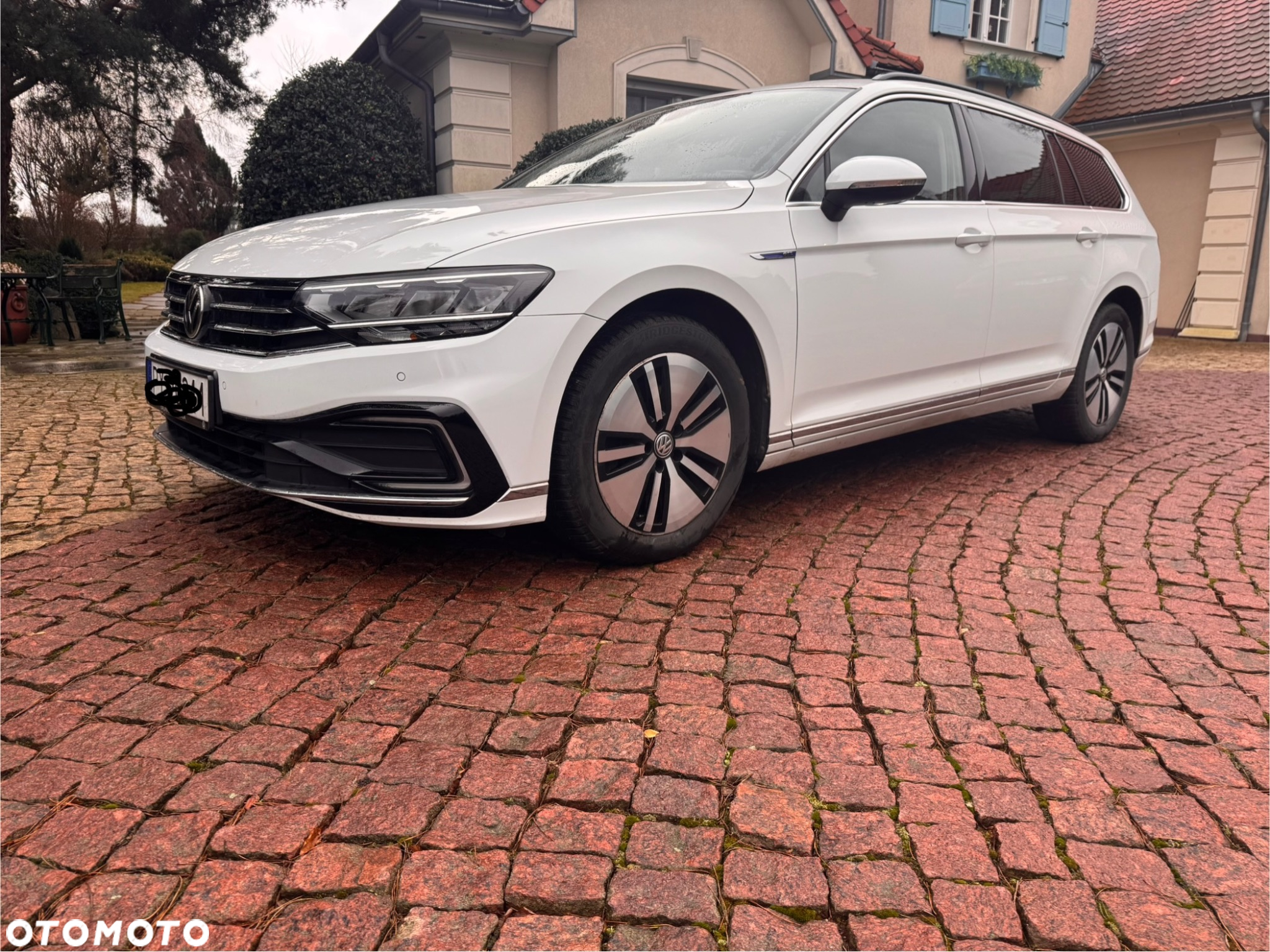 Volkswagen Passat - 2