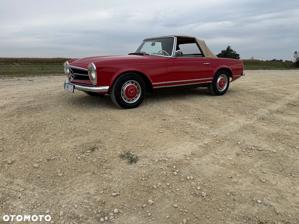 Mercedes-Benz SL - 11