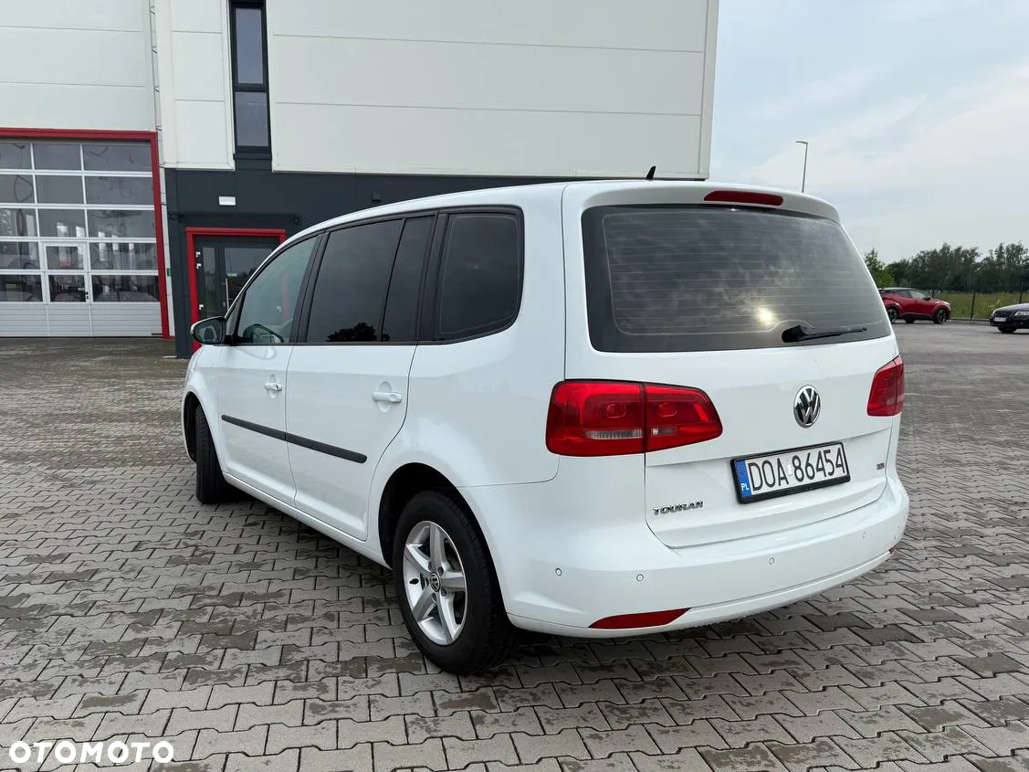 Volkswagen Touran 1.6 TDI DPF BlueMot Comfortline - 11