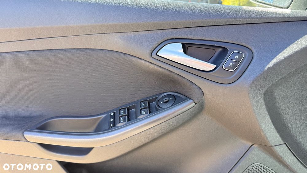 Ford Focus 1.5 TDCi SYNC Edition ASS - 10