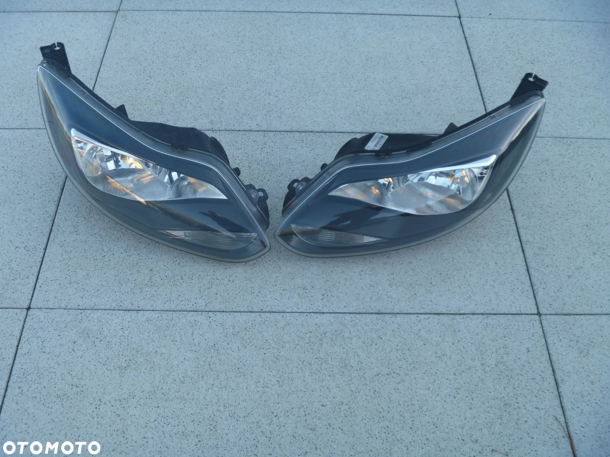 FORD FOCUS MK3 ZDERZAK PRZEDNI ATRAPA ORYGINAŁ - 13