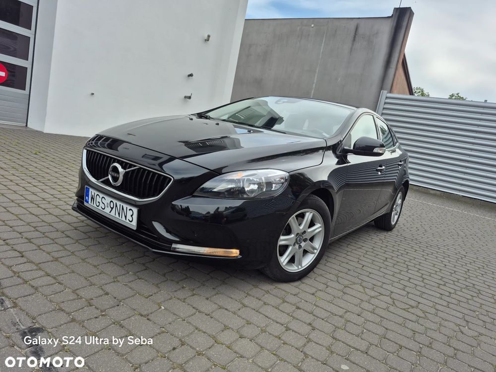 Volvo V40 D2 Inscription - 1