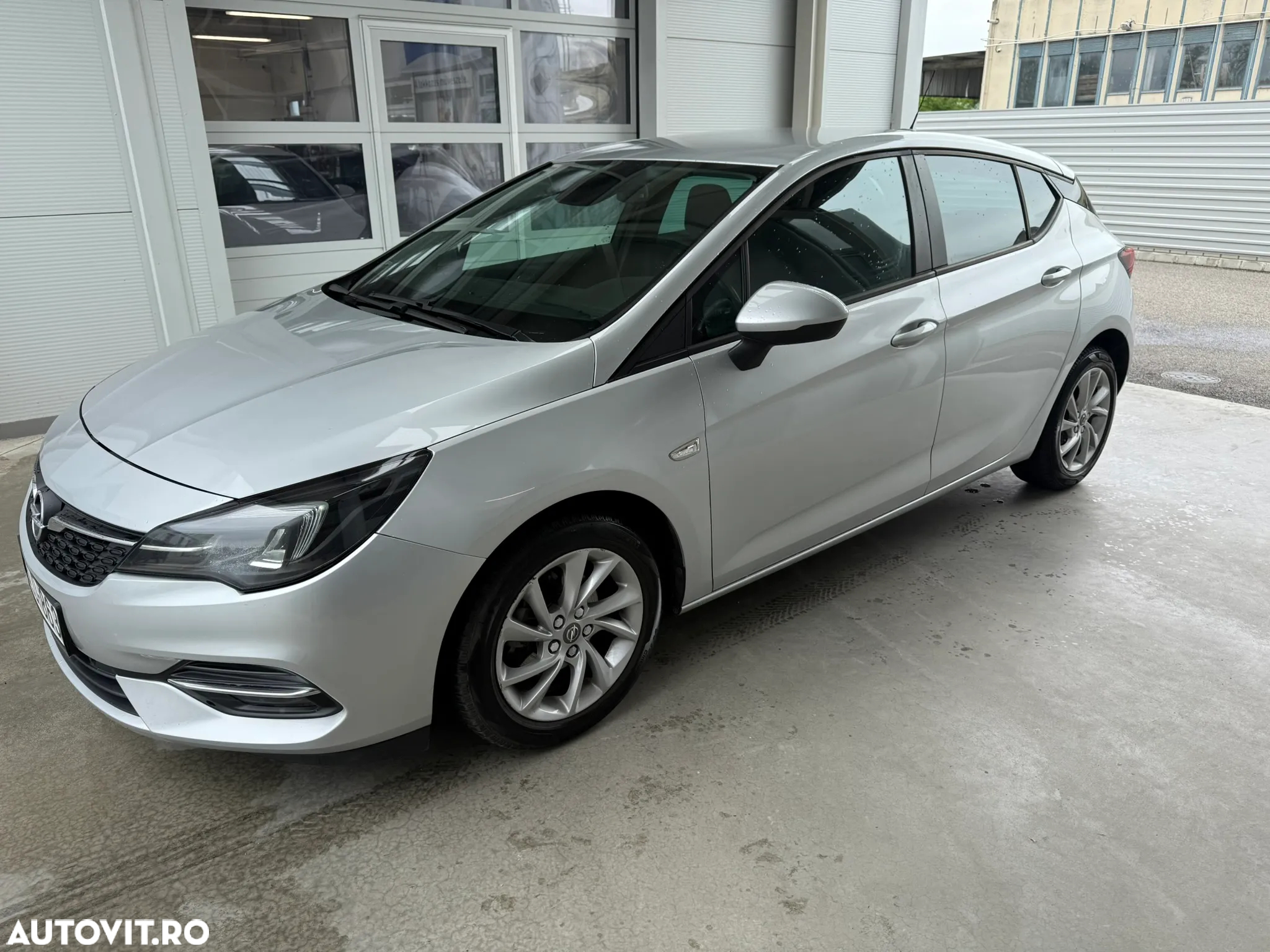 Opel Astra 1.5 Start/Stop 2020 - 10