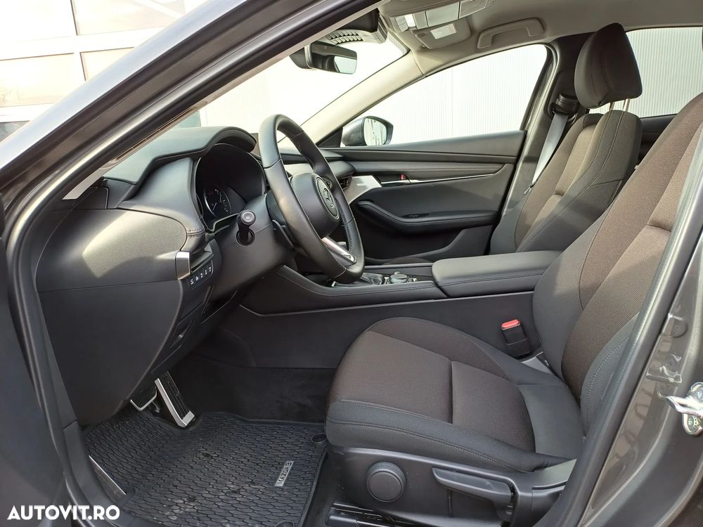 Mazda 3 e-Skyactiv G140 AT MHEV Exclusive-Line - 11