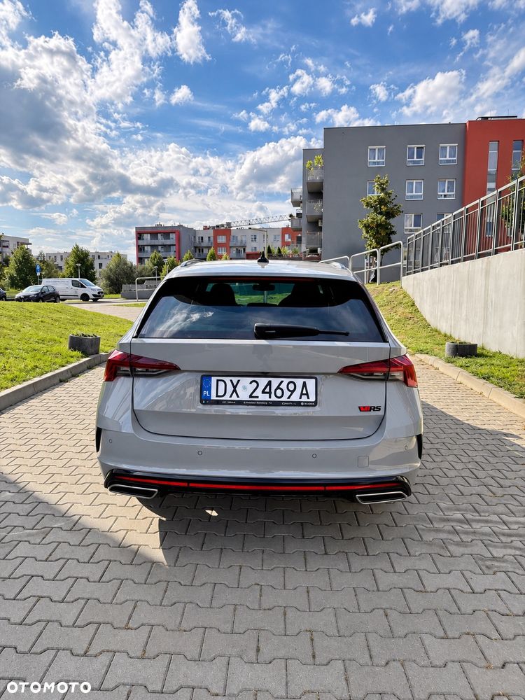 Skoda Octavia 2.0 TDI RS DSG - 8