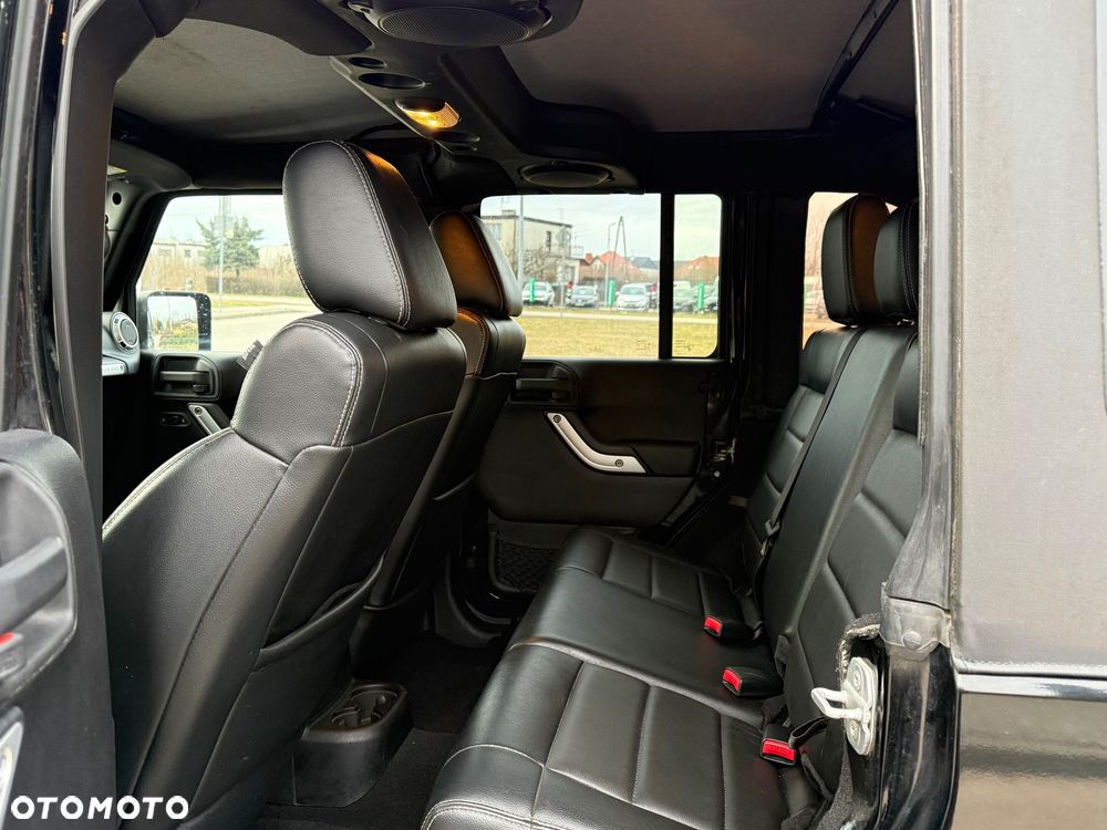 Jeep Wrangler Unlimited 2.8 CRD Automatik Sahara - 15