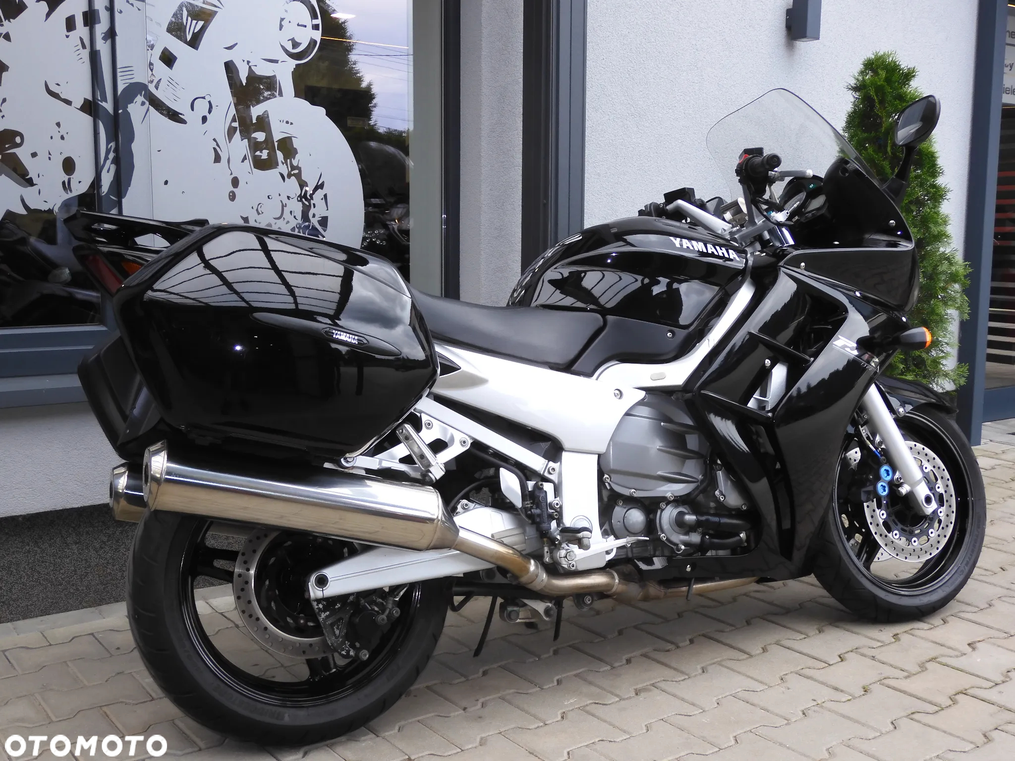 Yamaha FJR - 14