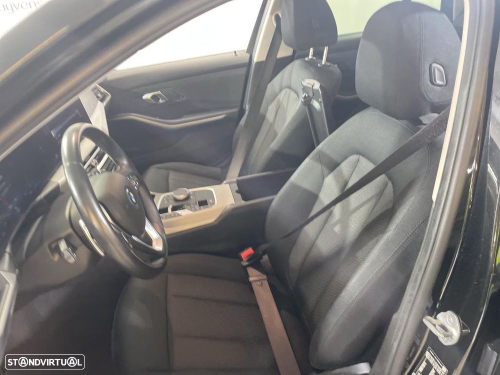 BMW 320 e Auto - 6