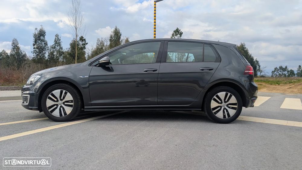 VW Golf 1.4 GTE Plug-In-Hybrid DSG - 4