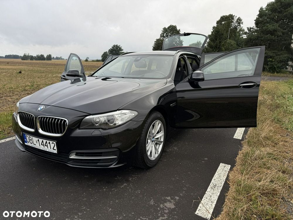 BMW Seria 5 530d Sport-Aut - 36