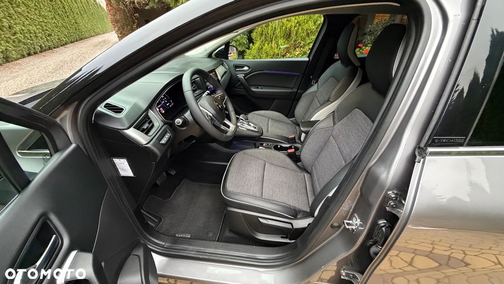Renault Captur 1.6 E-TECH Plug-In Intens - 13
