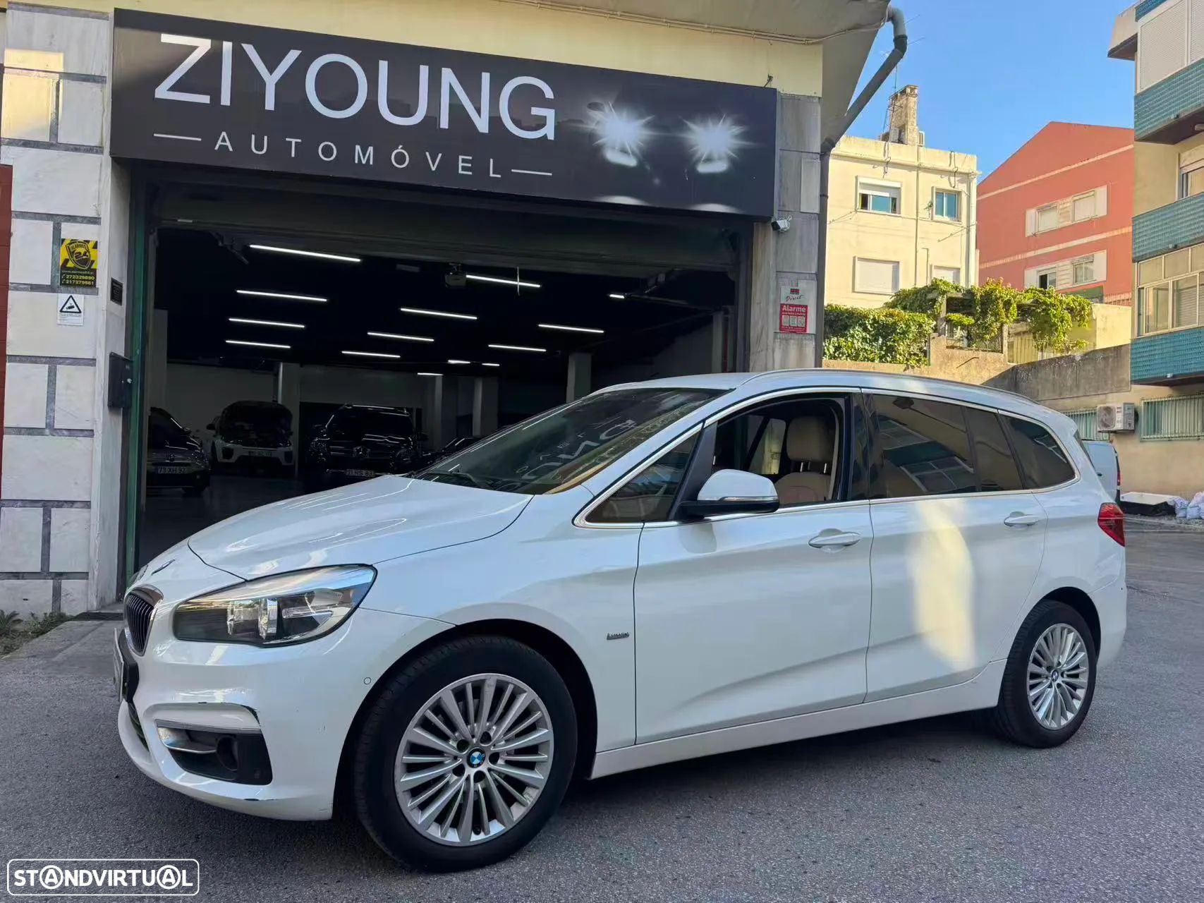 BMW 216 Gran Tourer d 7L Line Luxury Auto - 1