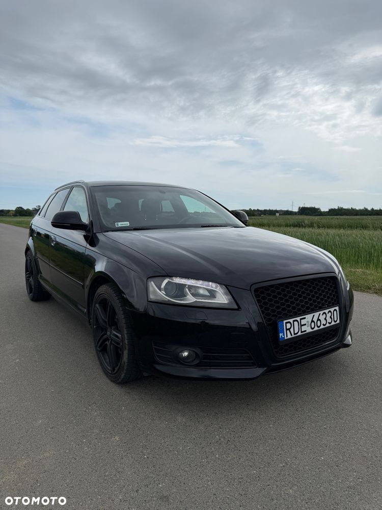 Audi A3 Sportback 2.0 TDI DPF Ambition - 1
