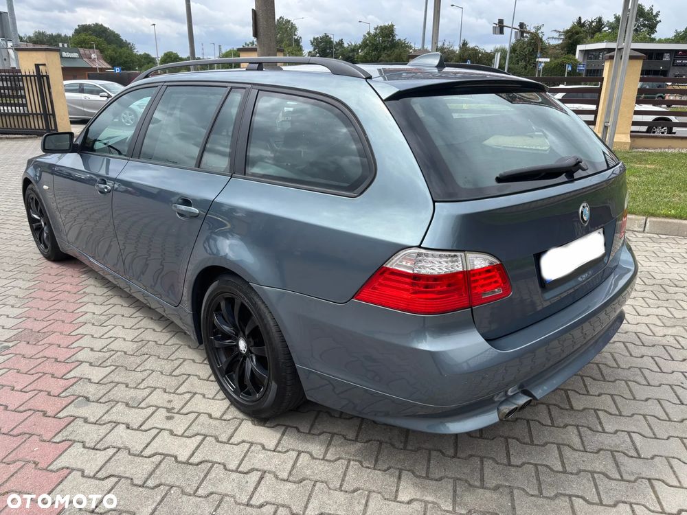 BMW Seria 5 525d Edition Exclusive - 3