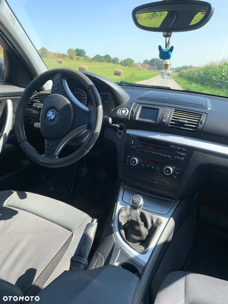 BMW Seria 1 118d - 5