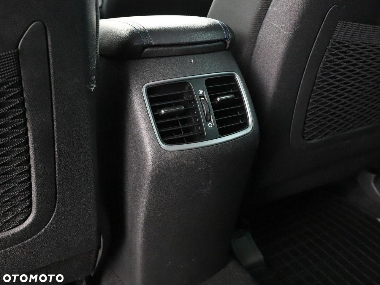 Hyundai Tucson 1.7 CRDI BlueDrive Comfort 2WD - 35