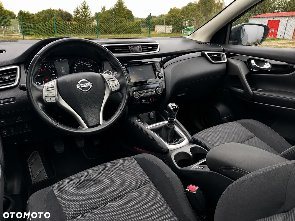 Nissan Qashqai 1.2 DIG-T N-Connecta EU6 - 15