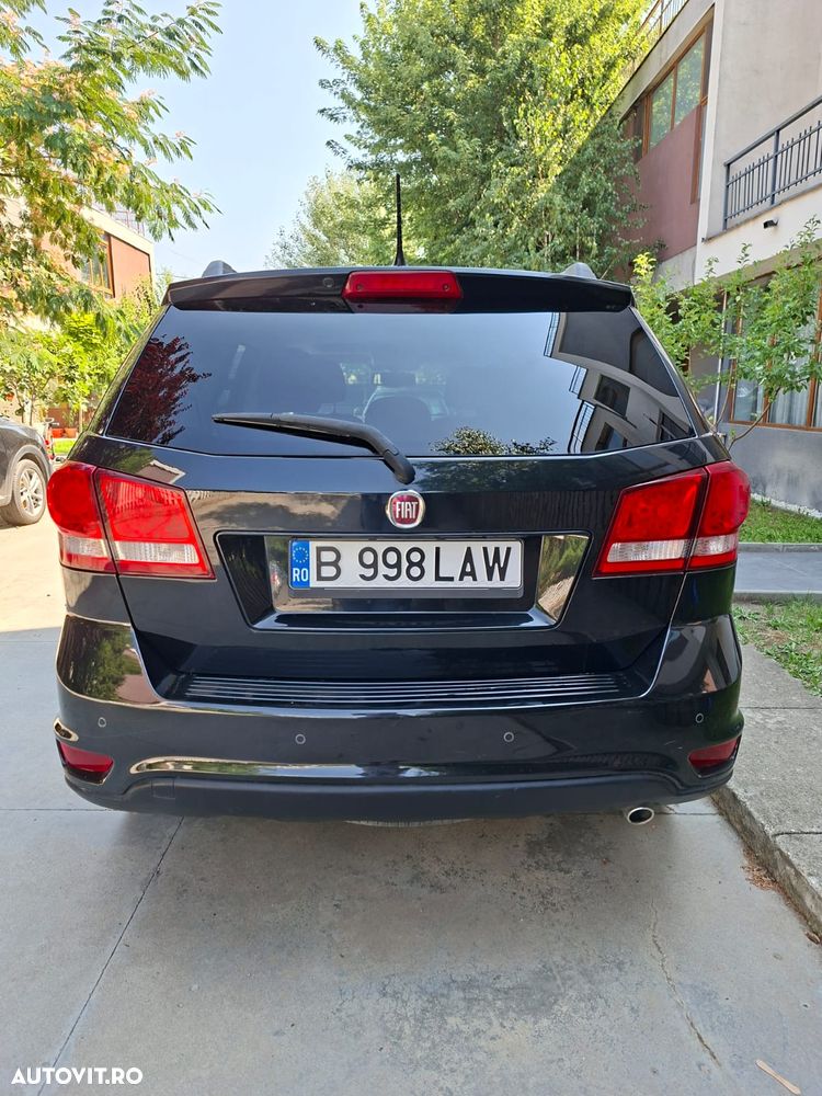 Fiat Freemont 2.0 Mjet AT AWD - 3