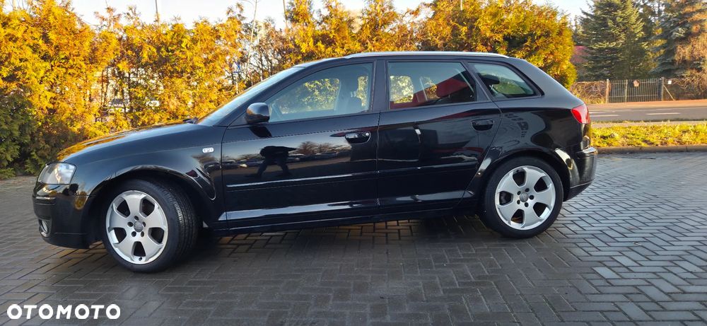 Audi A3 Sportback 2.0 TDI DPF Quattro Attraction - 6