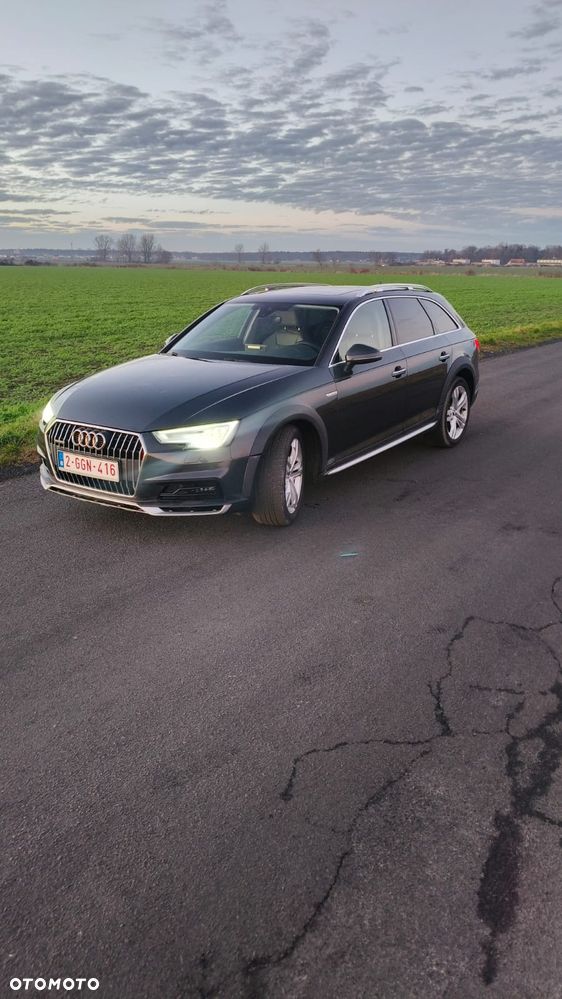 Audi A4 Allroad - 1