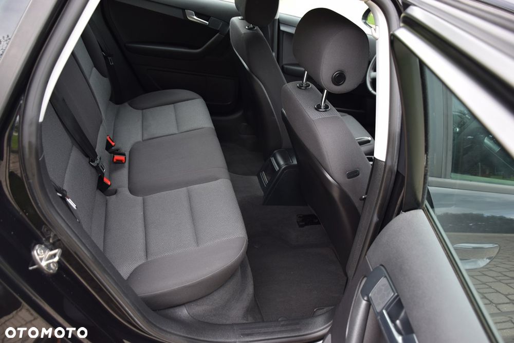 Audi A3 Sportback 1.4 TFSI Ambiente - 14