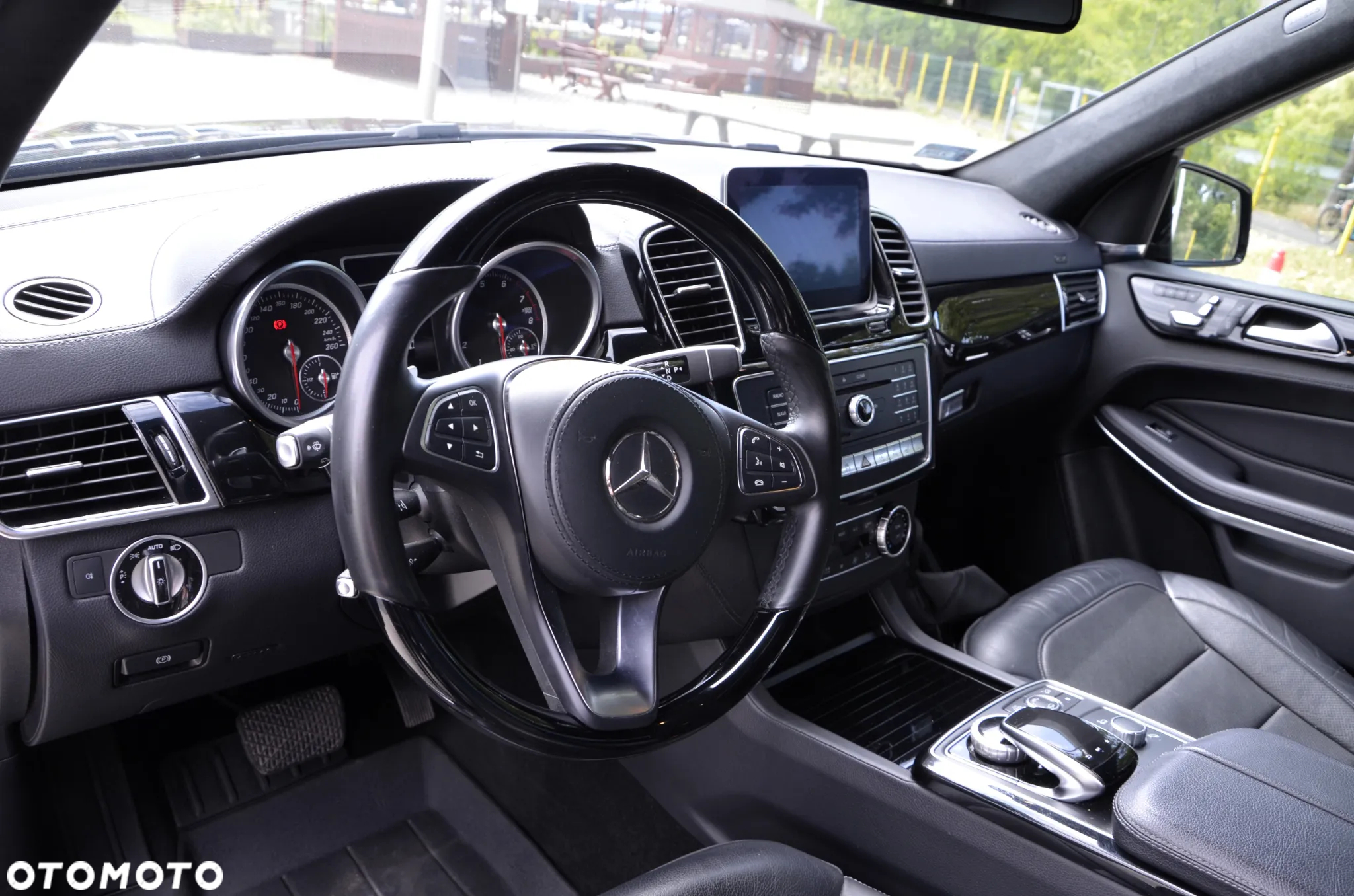 Mercedes-Benz GLS 500 4-Matic - 13