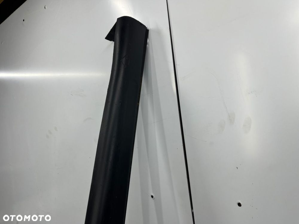 Nakładka progu Volvo V40 S40 sedan kombi 95-04r. lewa listwa próg zewnętrzny 30618432 - 2