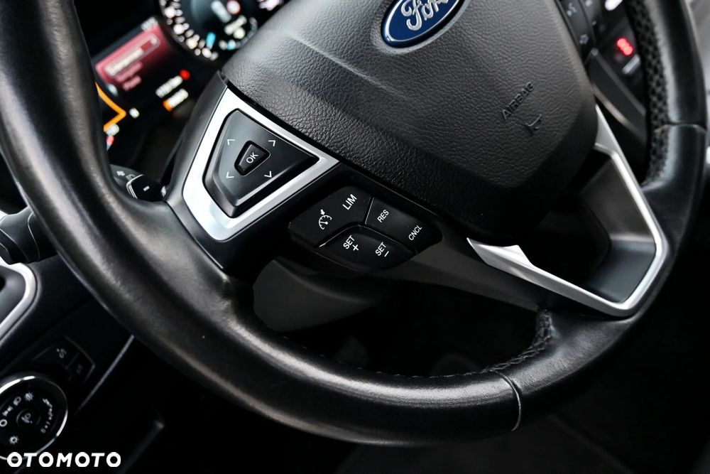 Ford S-Max 2.0 TDCi Titanium PowerShift - 38
