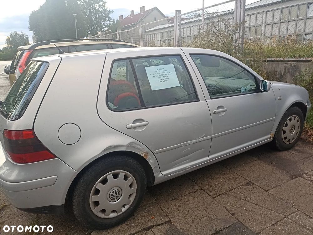 Volkswagen Golf 1.6 Trendline - 3