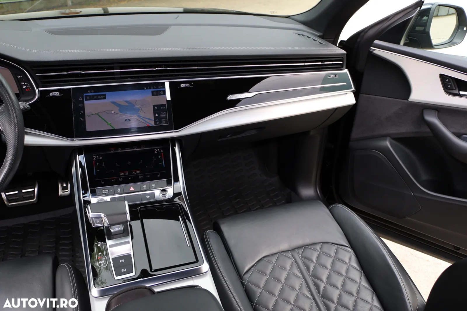 Audi Q8 55 TFSI quattro Tiptronic MHEV - 25