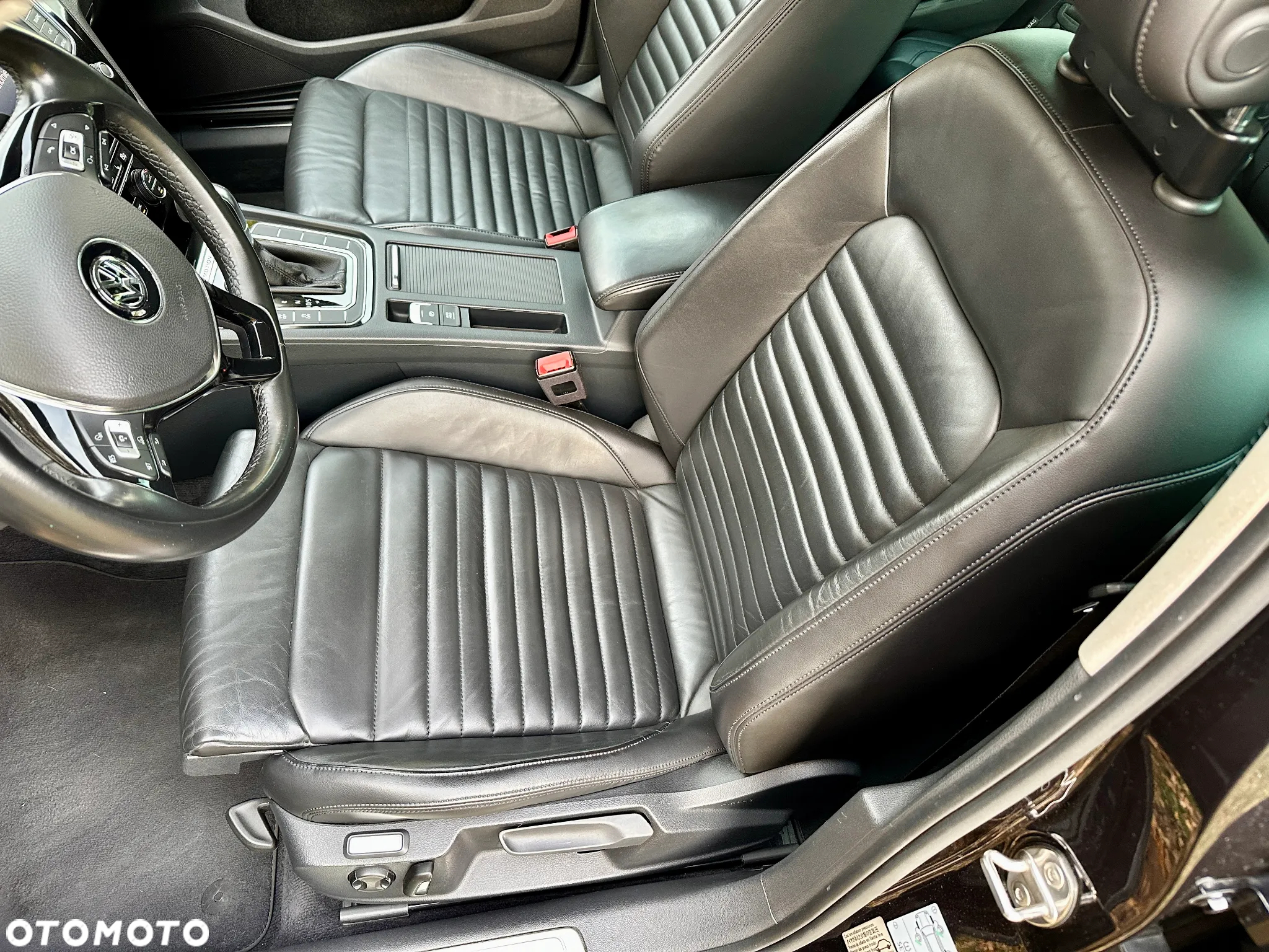 Volkswagen Passat 2.0 TDI Bi-Turbo BMT 4Mot Highline DSG - 10