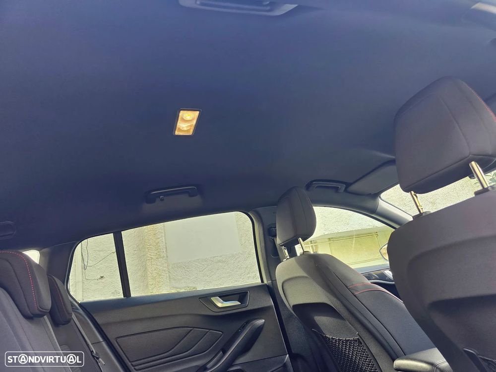 Ford Focus SW 1.0 EcoBoost ST-Line - 51