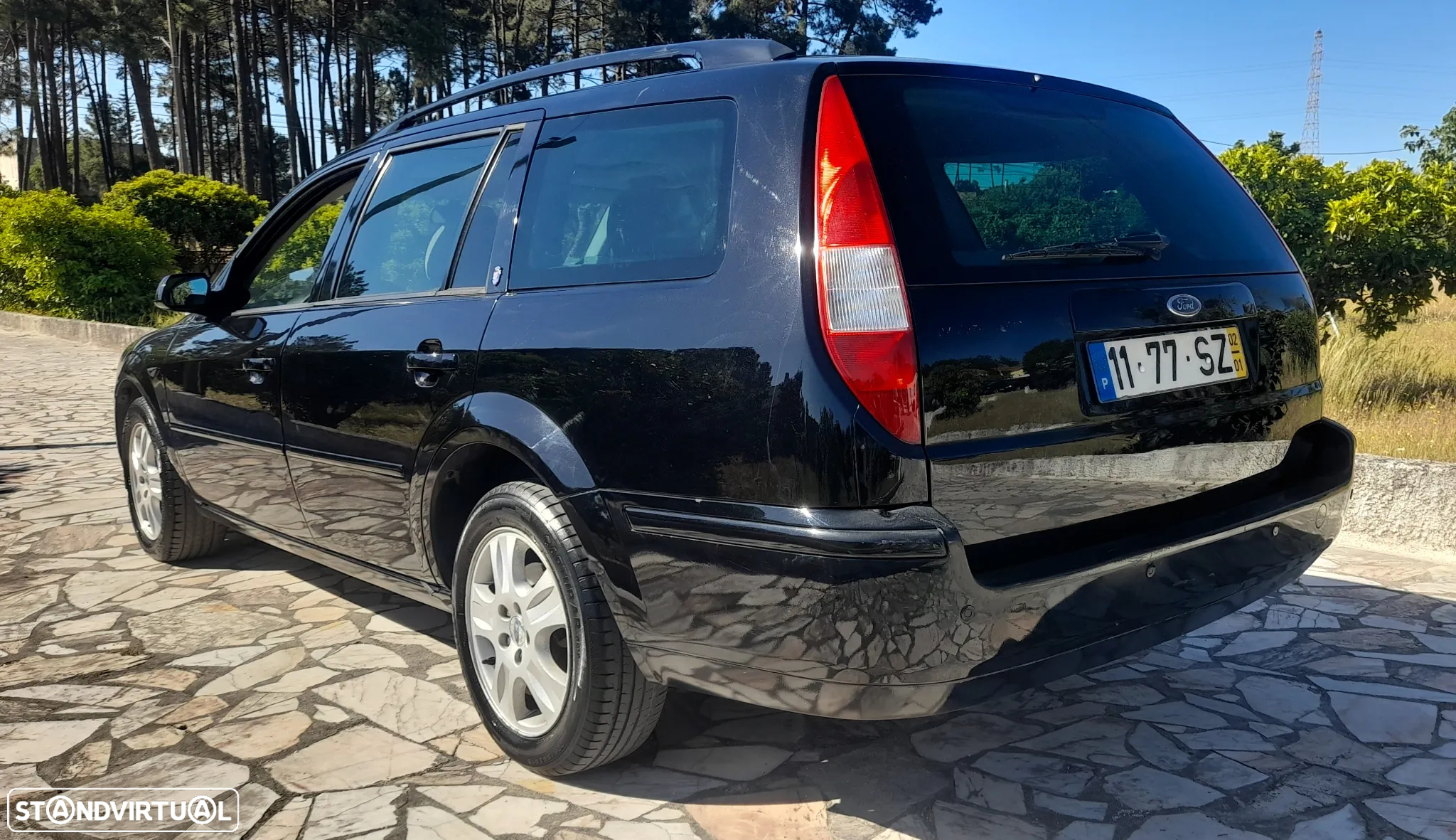 Ford Mondeo SW 2.0 TDdi Ghia - 5