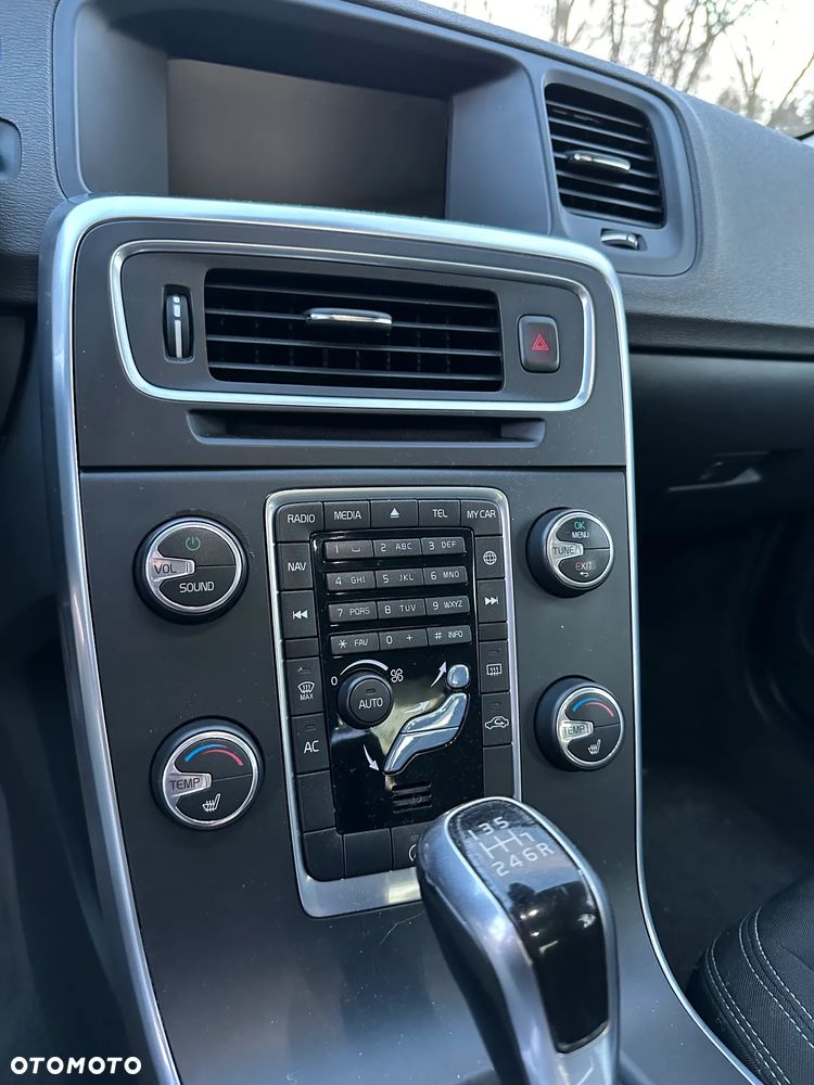 Volvo S60 D4 Drive-E Kinetic - 21