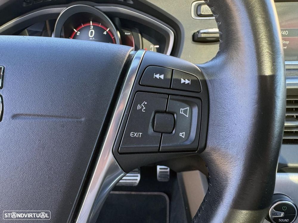 Volvo V40 Cross Country 2.0 D4 VOR Geartronic - 36