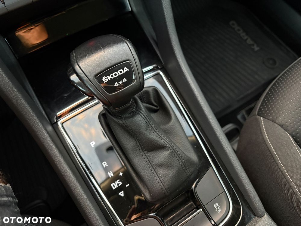 Skoda Karoq 2.0 TDI 4x4 DSG Tour - 23