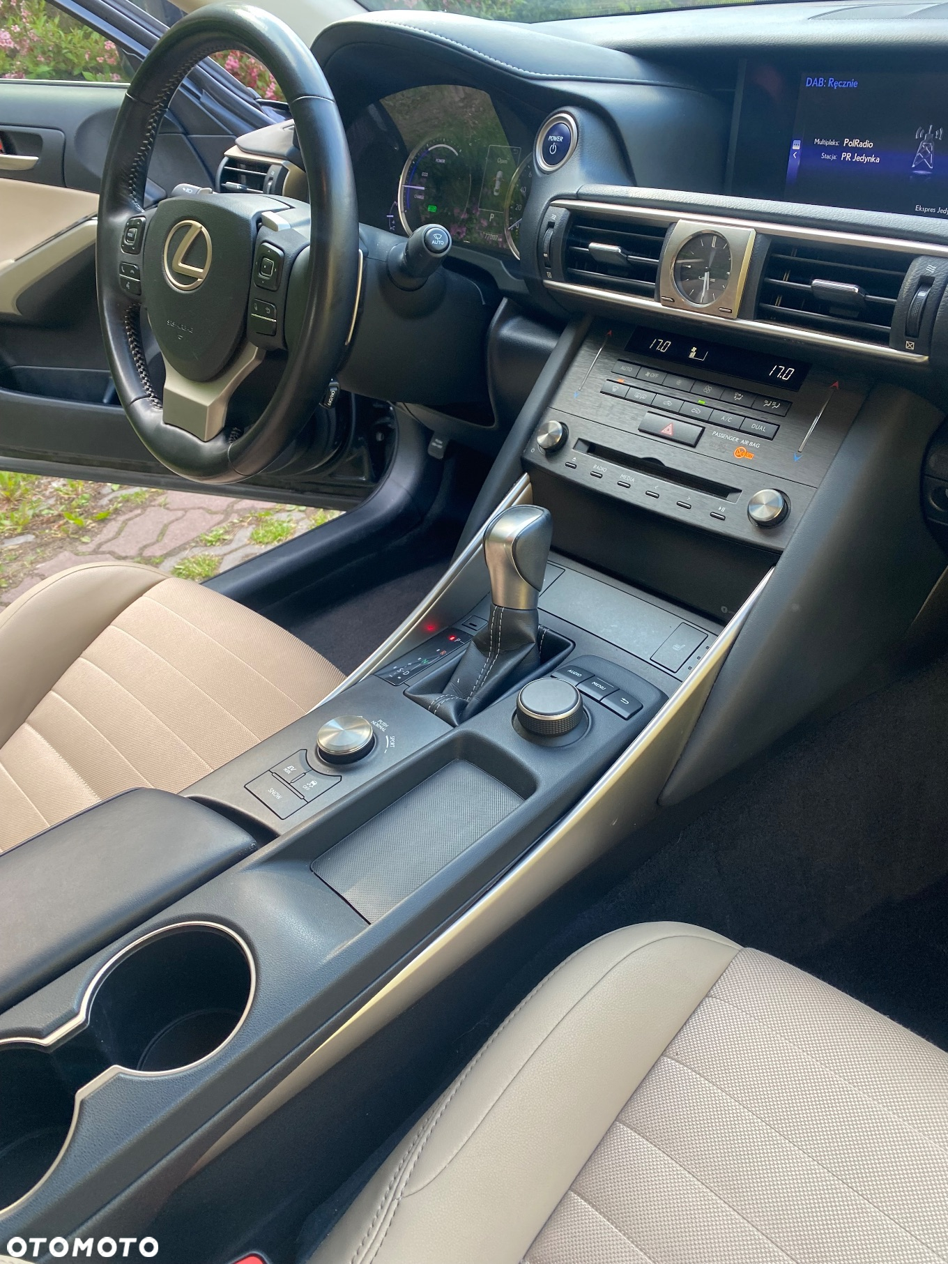 Lexus IS - 2