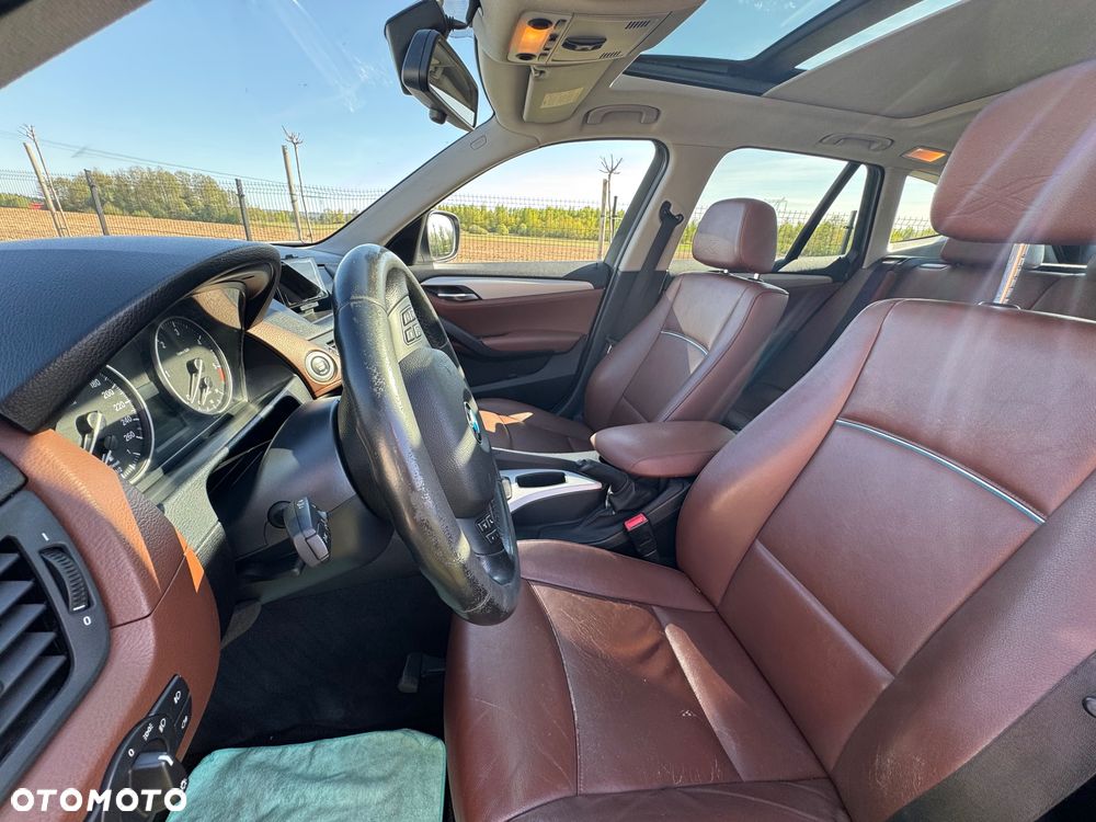 BMW X1 xDrive18d - 9