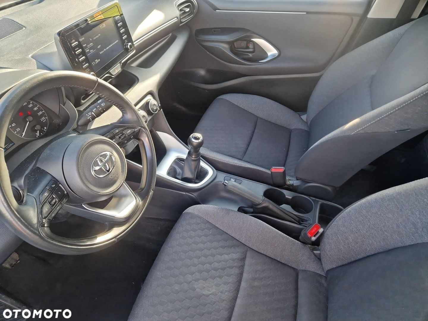 Toyota Yaris 1.0 Comfort - 11
