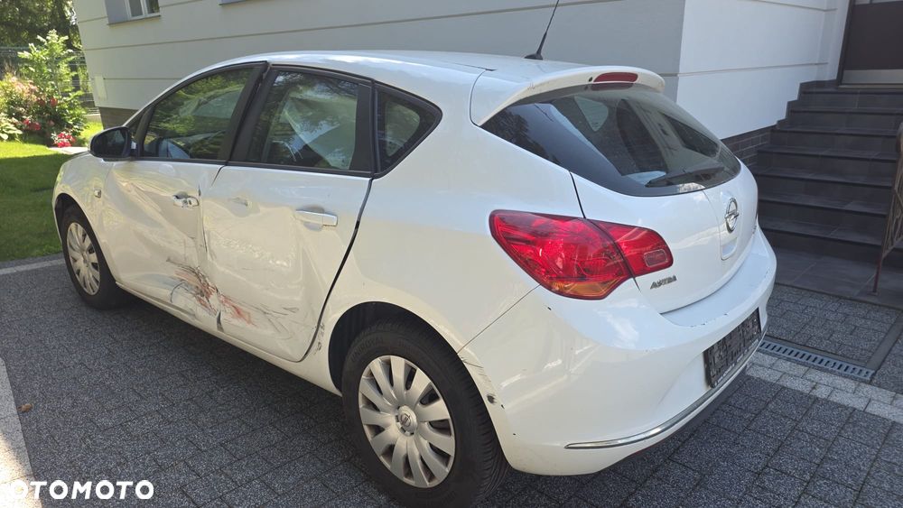 Opel Astra 1.7 CDTI DPF ecoFLEX TourerStart/Stop Design Edition - 5
