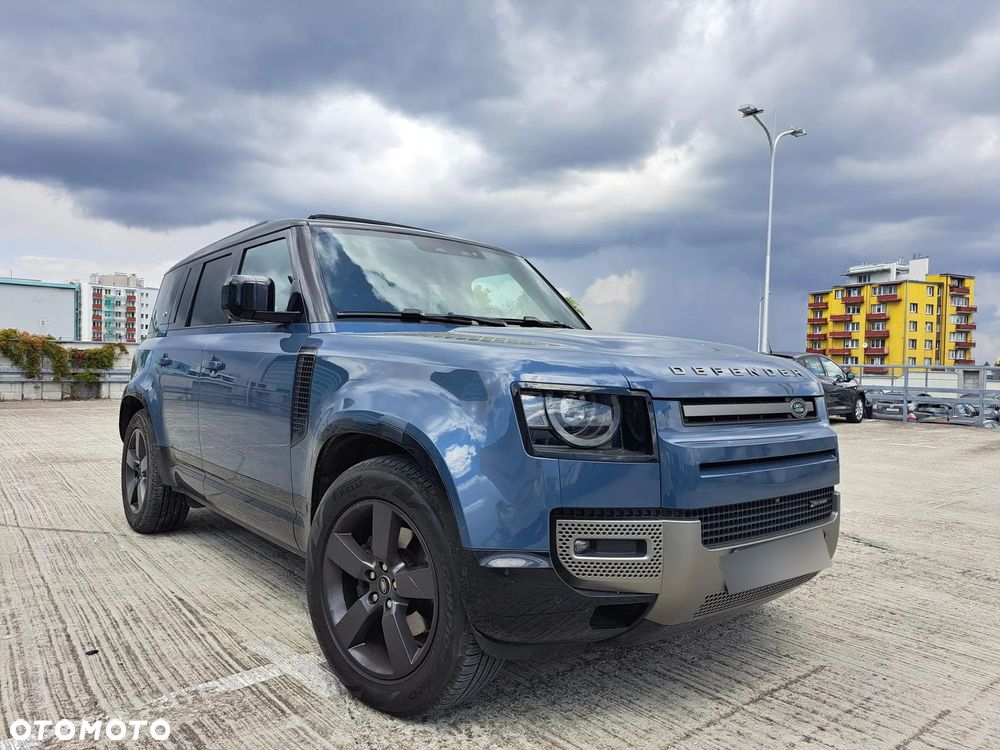 Land Rover Defender 2.0 P300 X-Dynamic HSE - 8