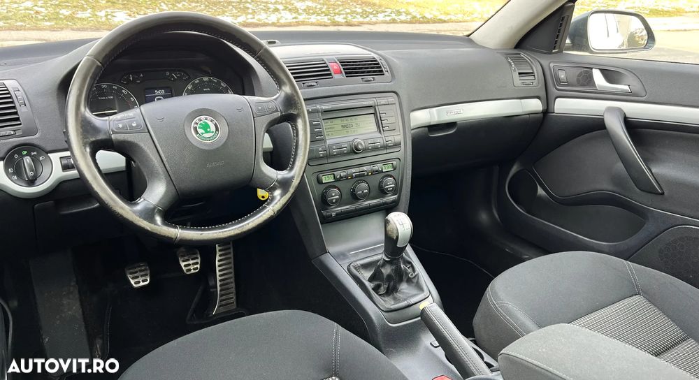 Skoda Octavia 2.0 TDI DPF Scout 4x4 - 12