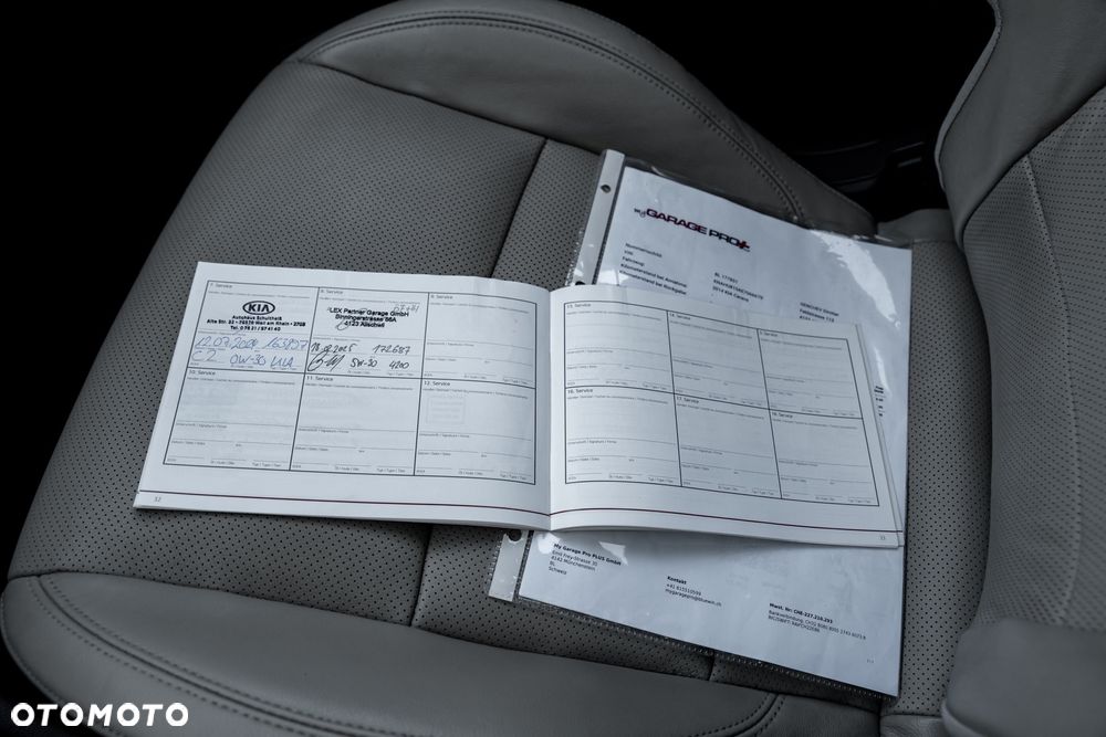 Kia Carens 1.7 CRDi L 7os - 37