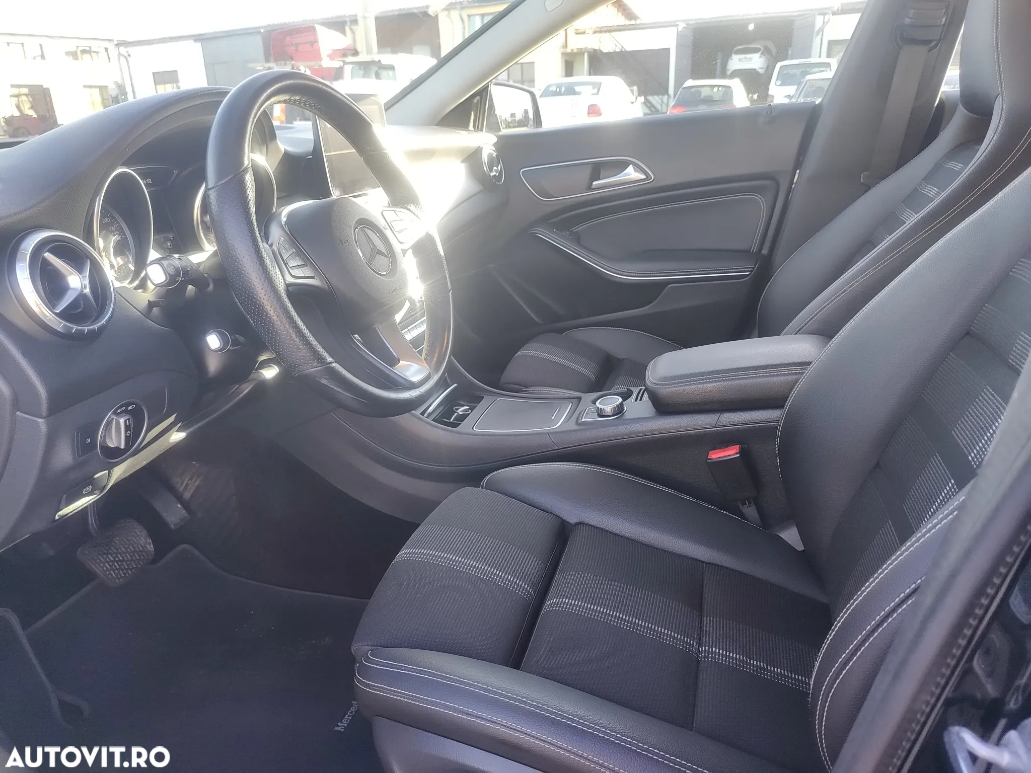 Mercedes-Benz CLA Shooting Brake 180 7G-DCT - 7