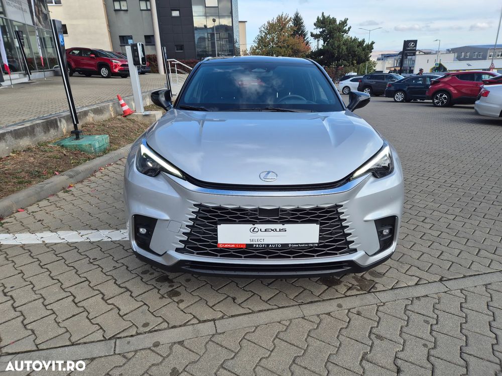 Lexus Lbx 2026 photo 2